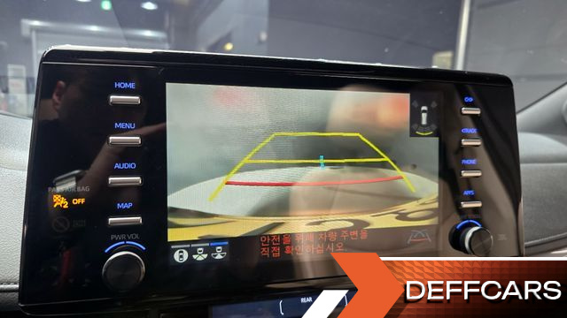 Toyota SIENNA 2.5 Hybrid 2WD купить на сайте DeffCars