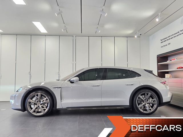 Porsche TAYCAN Turbo Cross Turismo купить на сайте DeffCars