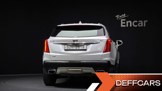 Cadillac XT5 3.6 Platinum купить на сайте DeffCars