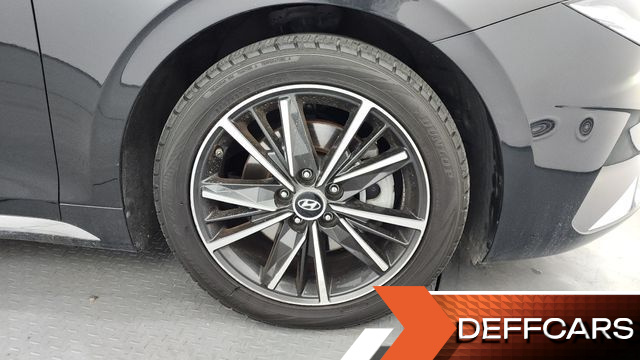 Hyundai GRANDEUR 2.5 Le Blanc купить на сайте DeffCars
