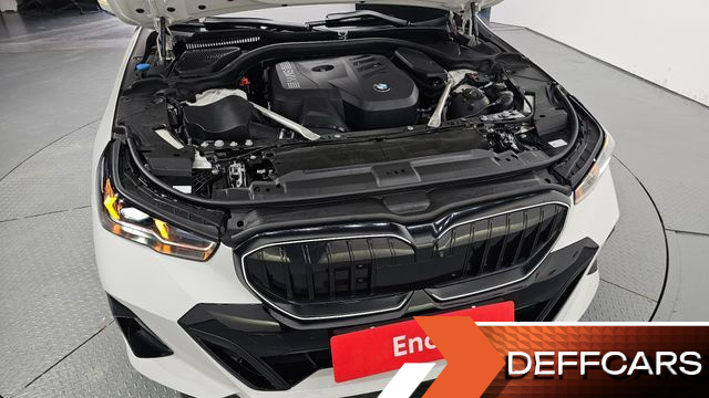 BMW 5-SERIES 530i xDrive M Sport купить на сайте DeffCars