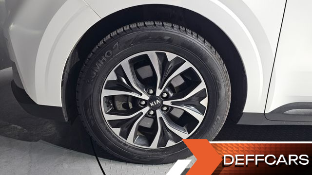 Kia CARNIVAL 9-Seater Prestige купить на сайте DeffCars
