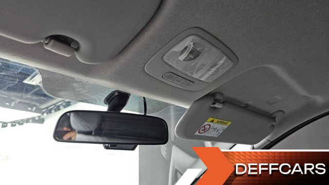 Hyundai STAREX Van 5-Seater Style купить на сайте DeffCars