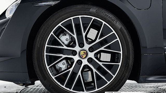 Porsche TAYCAN Base купить на сайте DeffCars