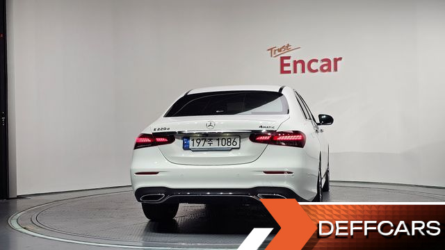 Mercedes E-CLASS E220d 4MATIC AMG Line купить на сайте DeffCars