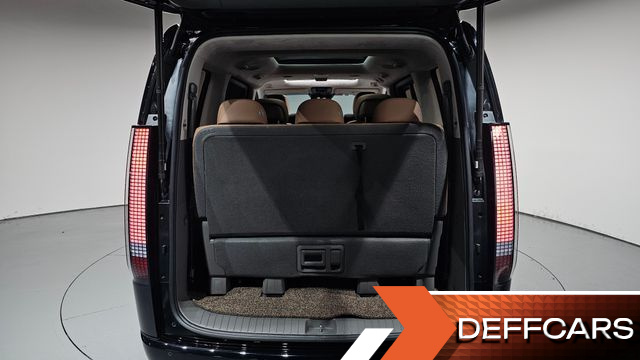 Hyundai STARIA HEV 1.6 Lounge 7-Seater Inspiration купить на сайте DeffCars