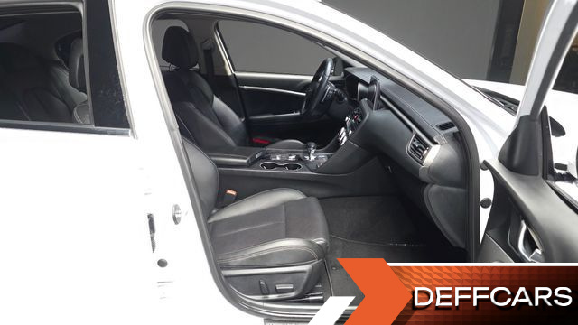 Genesis G70 2.0T Advanced купить на сайте DeffCars