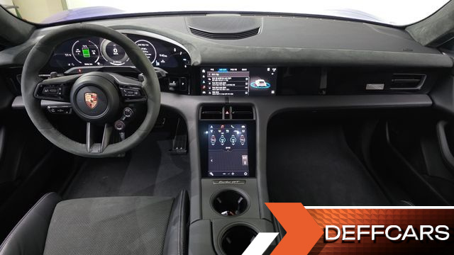 Porsche TAYCAN Turbo GT Weissach pack купить на сайте DeffCars