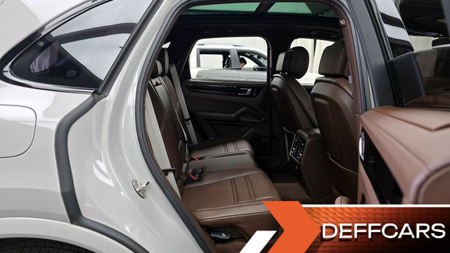 Porsche CAYENNE 3.0 PLATINUM EDITION купить на сайте DeffCars