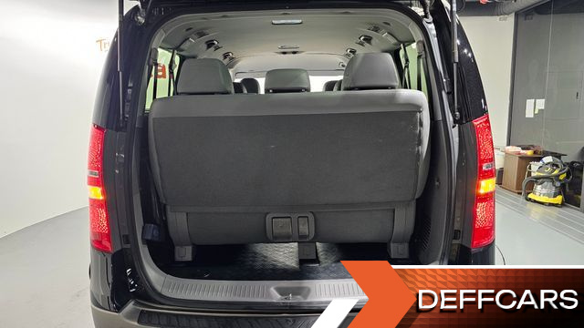 Hyundai STAREX 4WD Urban 9-Seater Premium Special купить на сайте DeffCars