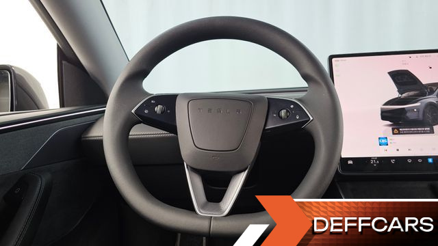 Tesla MODEL Y Long Range AWD купить на сайте DeffCars