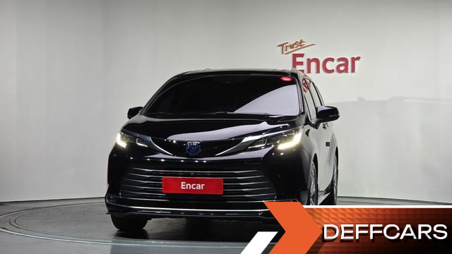 Toyota SIENNA 2.5 Hybrid 2WD купить на сайте DeffCars
