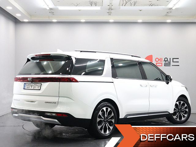 Kia CARNIVAL Gasoline 7-Seater Noblesse купить на сайте DeffCars