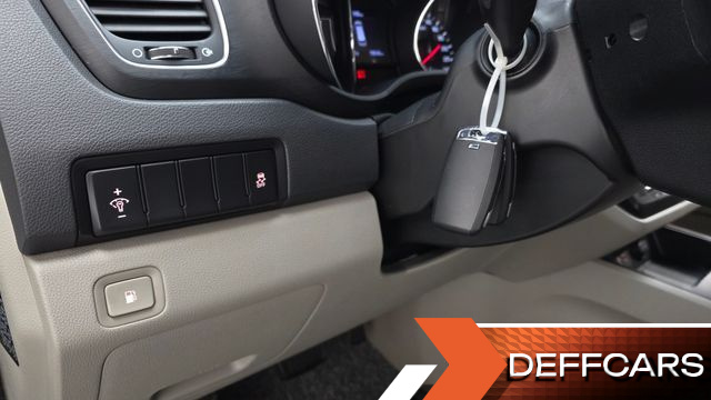 Kia CARNIVAL 9-Seater Luxury купить на сайте DeffCars