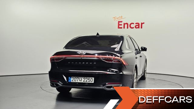 Hyundai GRANDEUR 3.3 Calligraphy купить на сайте DeffCars