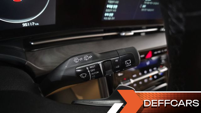 Kia CARNIVAL 9-Seater Noblesse купить на сайте DeffCars