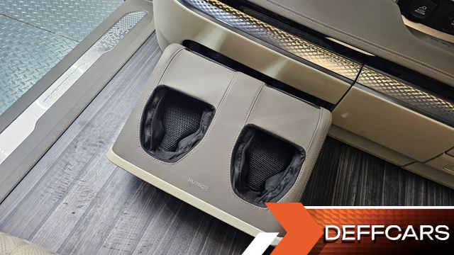 Kia CARNIVAL Gasoline 4-Seater Hi Limousine Signature купить на сайте DeffCars