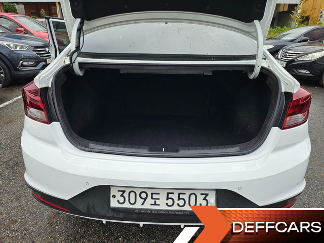 Hyundai AVANTE 1.6 Smart Choice купить на сайте DeffCars