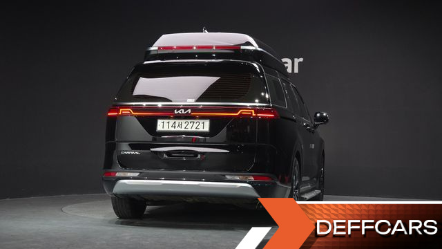 Kia CARNIVAL 9-Seater Hi-Limousine Signature купить на сайте DeffCars