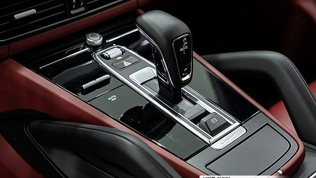 Porsche CAYENNE 3.0 купить на сайте DeffCars