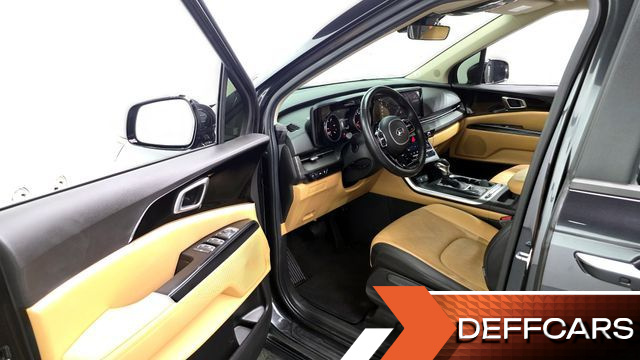 Kia CARNIVAL 9-Seater Prestige купить на сайте DeffCars