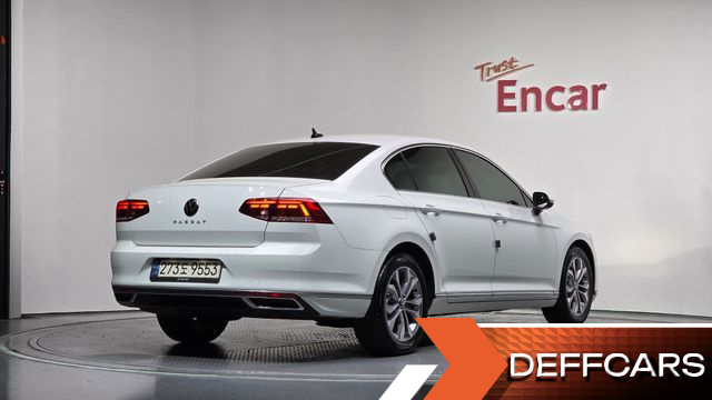 Volkswagen PASSAT 2.0 TDI Premium купить на сайте DeffCars