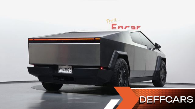 Tesla CYBERTRUCK AWD купить на сайте DeffCars