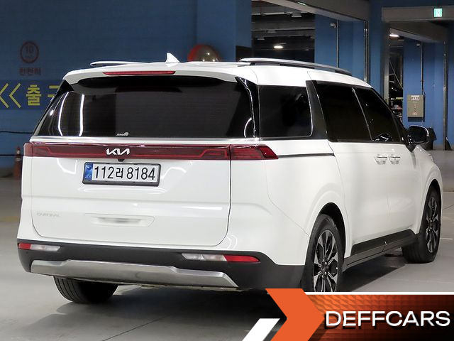 Kia CARNIVAL 9-Seater Signature купить на сайте DeffCars