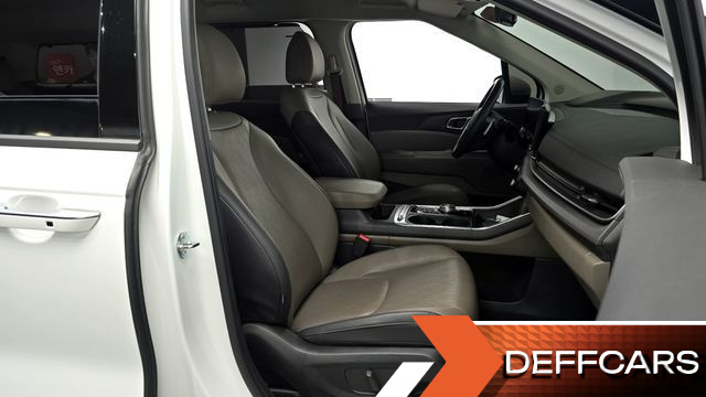 Kia CARNIVAL 9-Seater Noblesse купить на сайте DeffCars