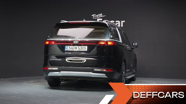 Kia CARNIVAL 9-Seater Noblesse купить на сайте DeffCars