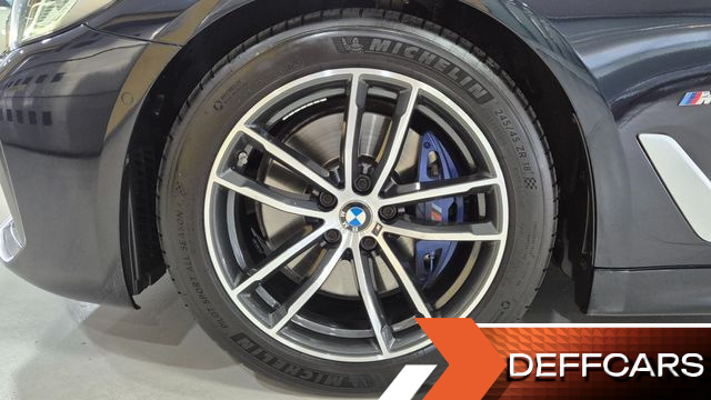 BMW 5-SERIES 520i M Sport купить на сайте DeffCars
