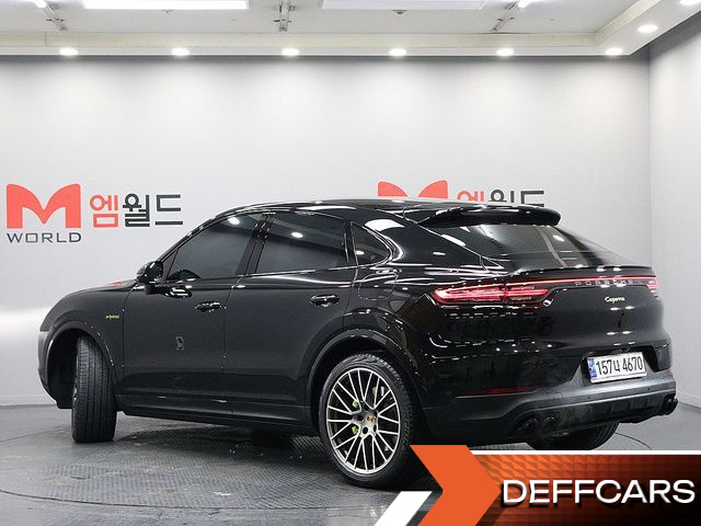 Porsche CAYENNE 3.0 E-HYBRID COUPE PLATINUM EDITION купить на сайте DeffCars