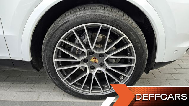 Porsche CAYENNE 3.0 купить на сайте DeffCars