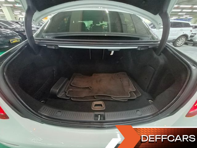 Mercedes E-CLASS E220d 4MATIC Exclusive купить на сайте DeffCars
