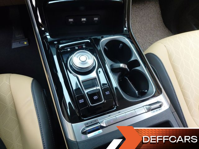 Kia CARNIVAL Gasoline 9-Seater Noblesse купить на сайте DeffCars