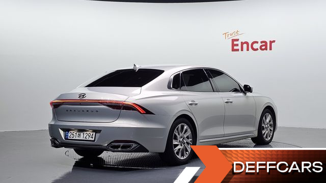 Hyundai GRANDEUR Calligraphy купить на сайте DeffCars