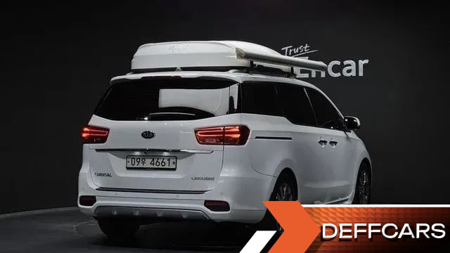 Kia CARNIVAL 7-Seater Limousine President купить на сайте DeffCars