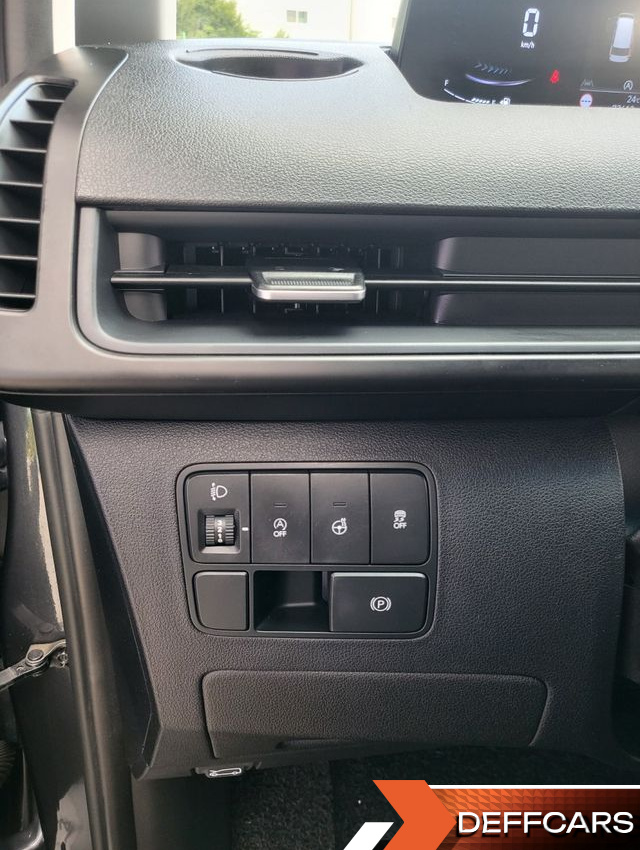 Hyundai STARIA Tourer 11-Seater Modern купить на сайте DeffCars