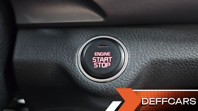 Kia STONIC Diesel 1.6 Prestige купить на сайте DeffCars