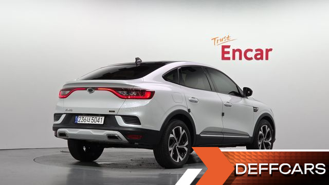 Renault-KoreaSamsung XM3 1.6 E-TECH Inspire e-shifter купить на сайте DeffCars