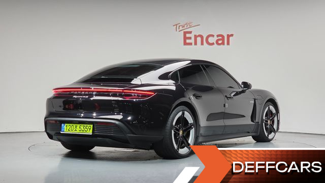 Porsche TAYCAN 4S купить на сайте DeffCars