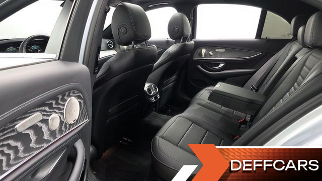 Mercedes E-CLASS E350 4MATIC AMG Line купить на сайте DeffCars