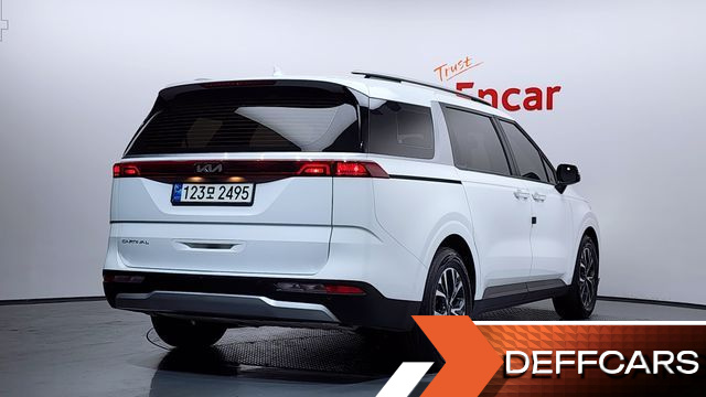 Kia CARNIVAL 9-Seater Prestige купить на сайте DeffCars
