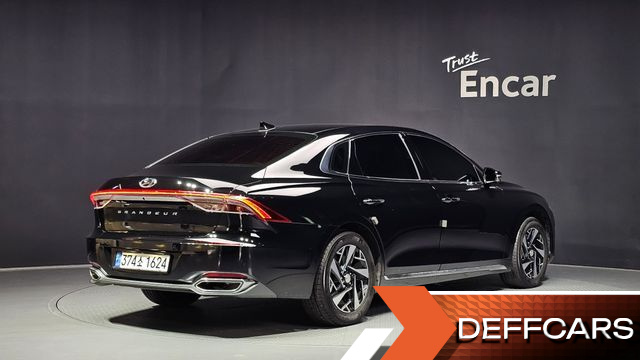 Hyundai GRANDEUR Le Blanc купить на сайте DeffCars