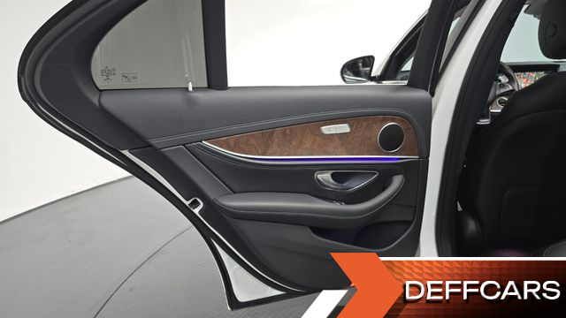 Mercedes E-CLASS E220d Exclusive купить на сайте DeffCars