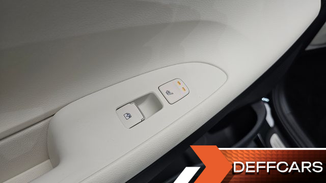 Hyundai GRANDEUR Le Blanc купить на сайте DeffCars