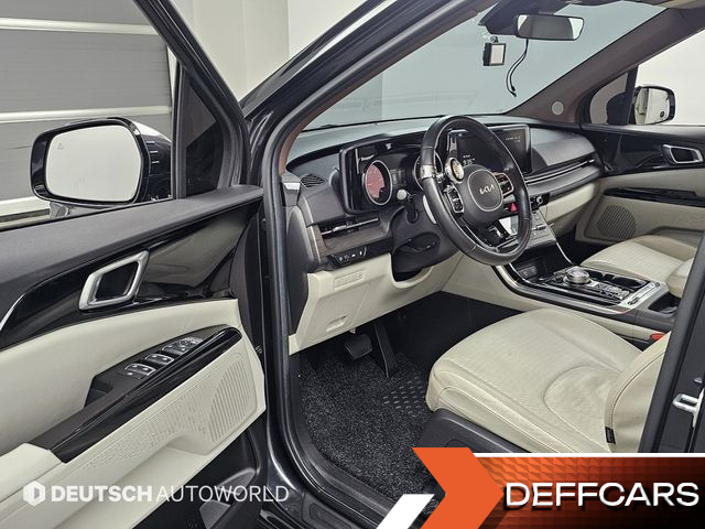 Kia CARNIVAL 7-Seater Noblesse купить на сайте DeffCars
