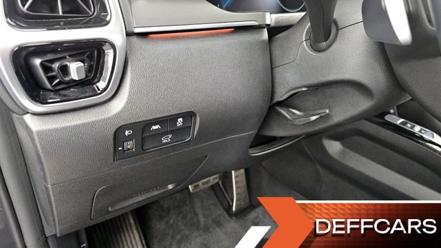 Kia SORENTO Gasoline 2.5T 2WD Gravity купить на сайте DeffCars