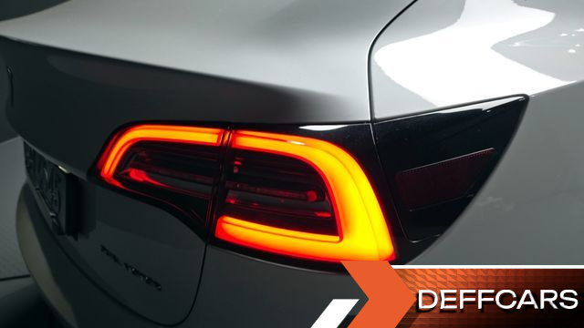 Tesla MODEL 3 Standard Range Plue RWD купить на сайте DeffCars