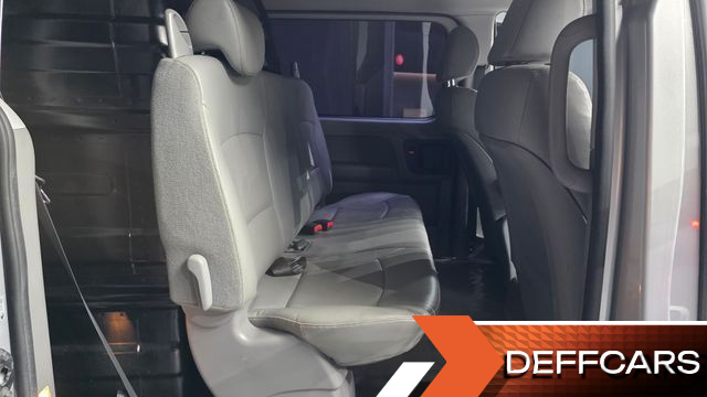 Hyundai STAREX Van 5-Seater Modern купить на сайте DeffCars